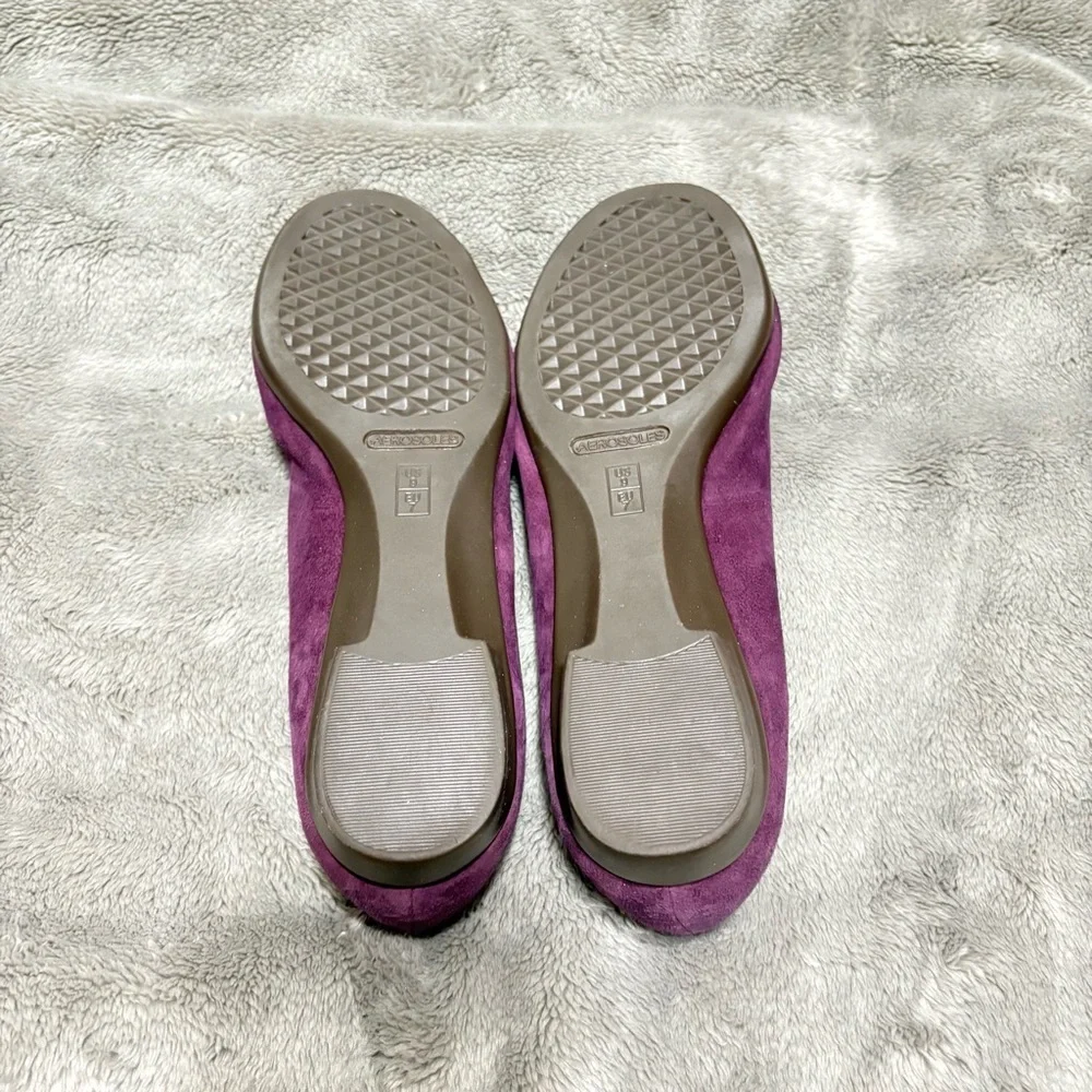 AEROSOLES Becxotic Purple Flats with Black Beaded Detail Sz.9W